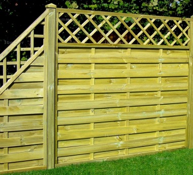 Fence Panel 431 - Stepped Height, All Planed, 9mm Boards, 2x2 Frame
