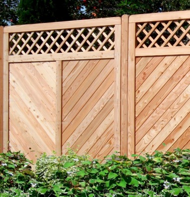 Fence Panel 544 - Larch, Planed, 18mm T and G Boards, 4x2 Frame