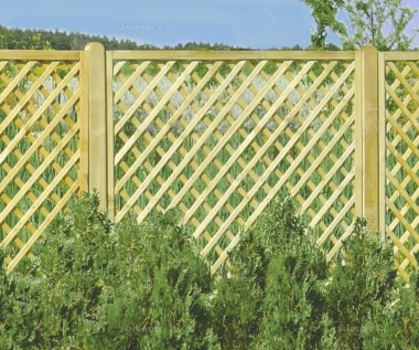 Fence Panel 634 - Planed Timber, 70x70mm Trellis, 2x2 Frame