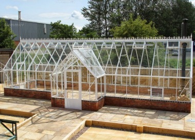 Dwarf Wall Aluminium Orangery 737 - Valley Roof, Box Section